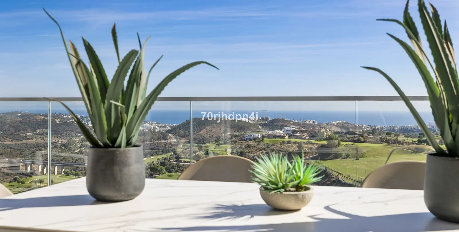 Sale of middle floor apartment in Mijas 28
