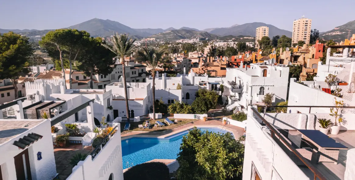 Sale of penthouse duplex in Nueva Andalucía 6