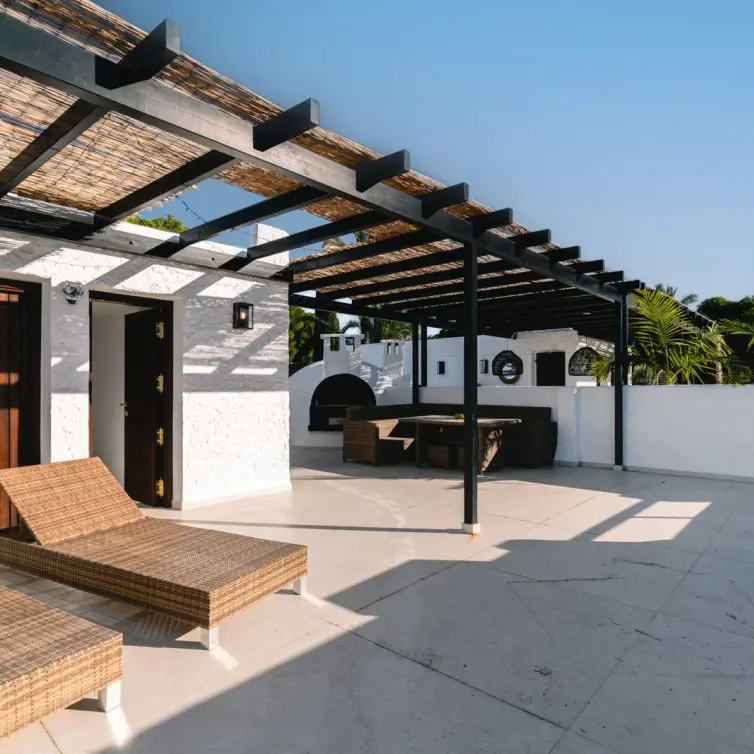 Sale of penthouse duplex in Nueva Andalucía