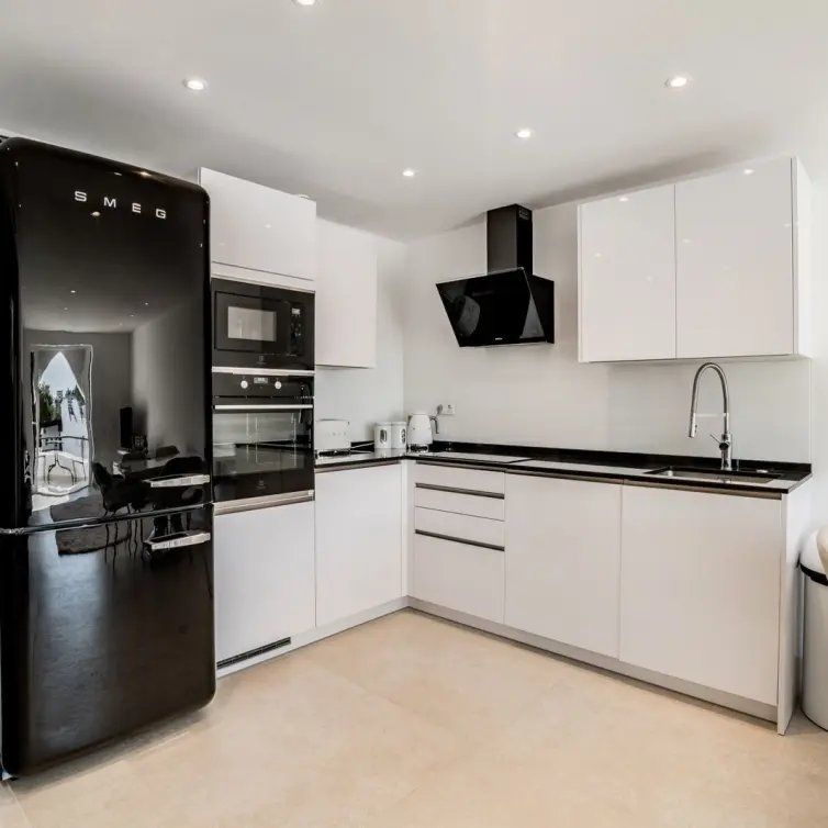 Sale of penthouse duplex in Nueva Andalucía