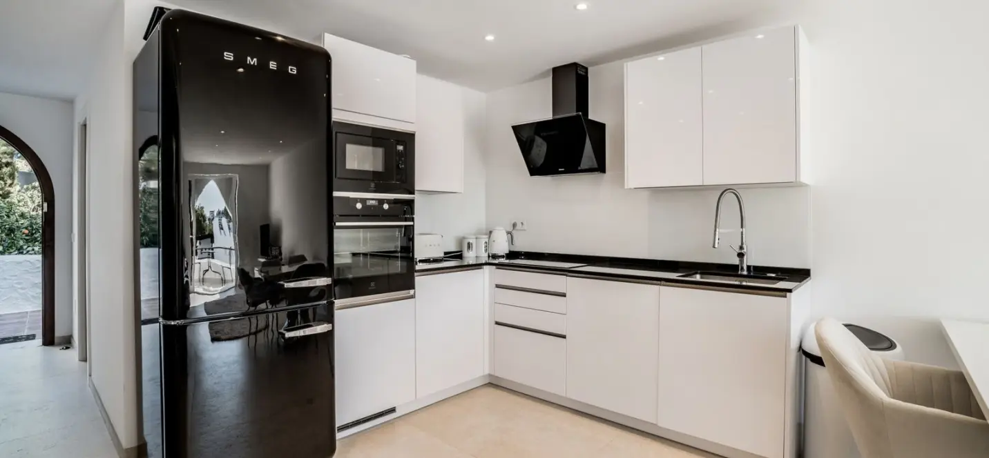 Sale of penthouse duplex in Nueva Andalucía 4