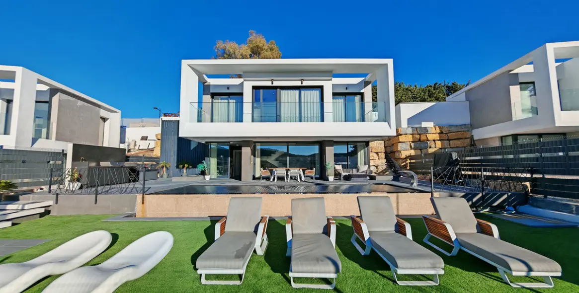 Продажа  отдельно стоящей виллы в Valle Romano 1