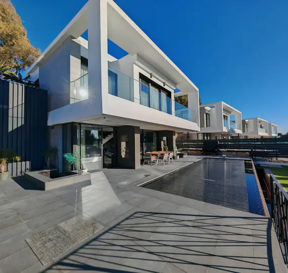 Продажа  отдельно стоящей виллы в Valle Romano