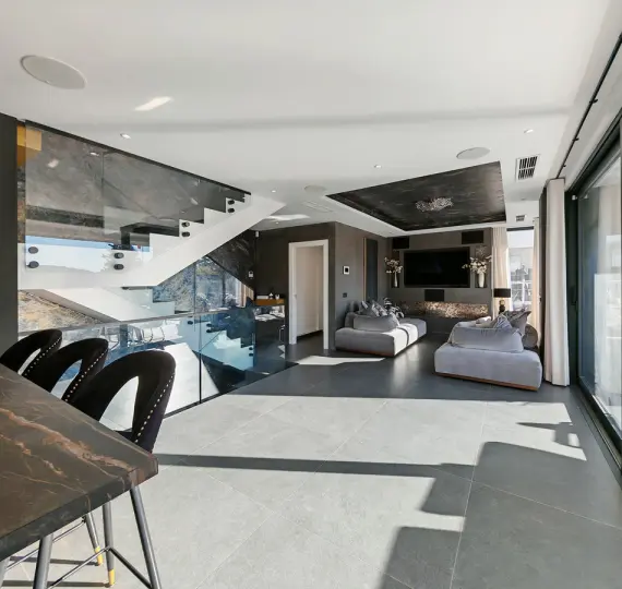 Продажа  отдельно стоящей виллы в Valle Romano