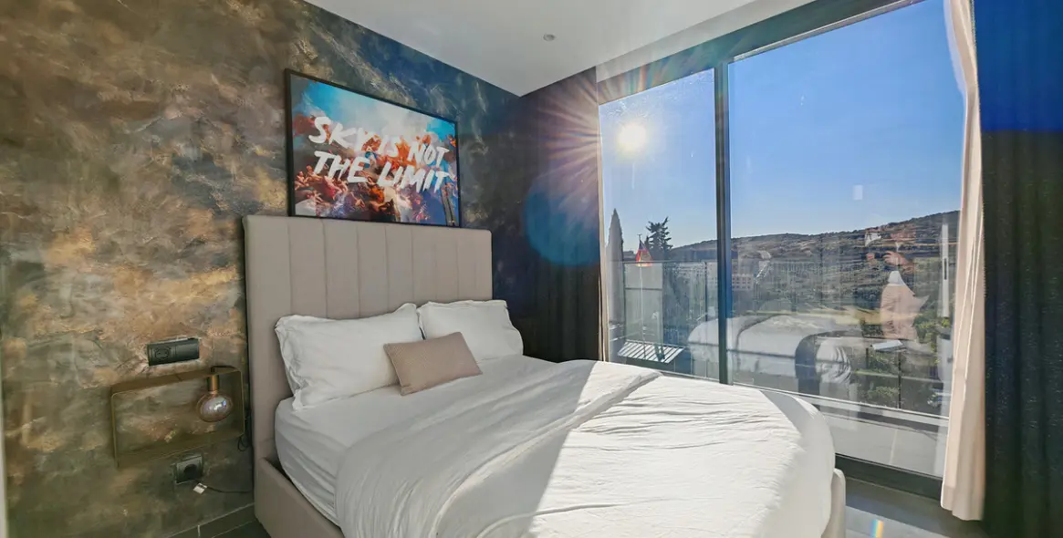 Продажа  отдельно стоящей виллы в Valle Romano 12