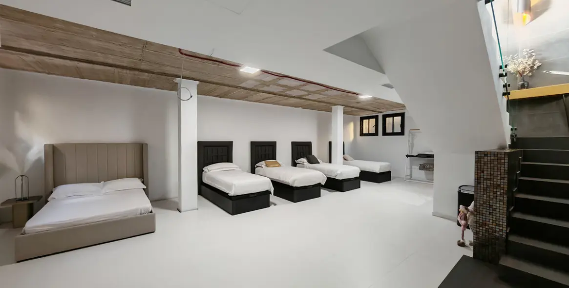 Продажа  отдельно стоящей виллы в Valle Romano 17