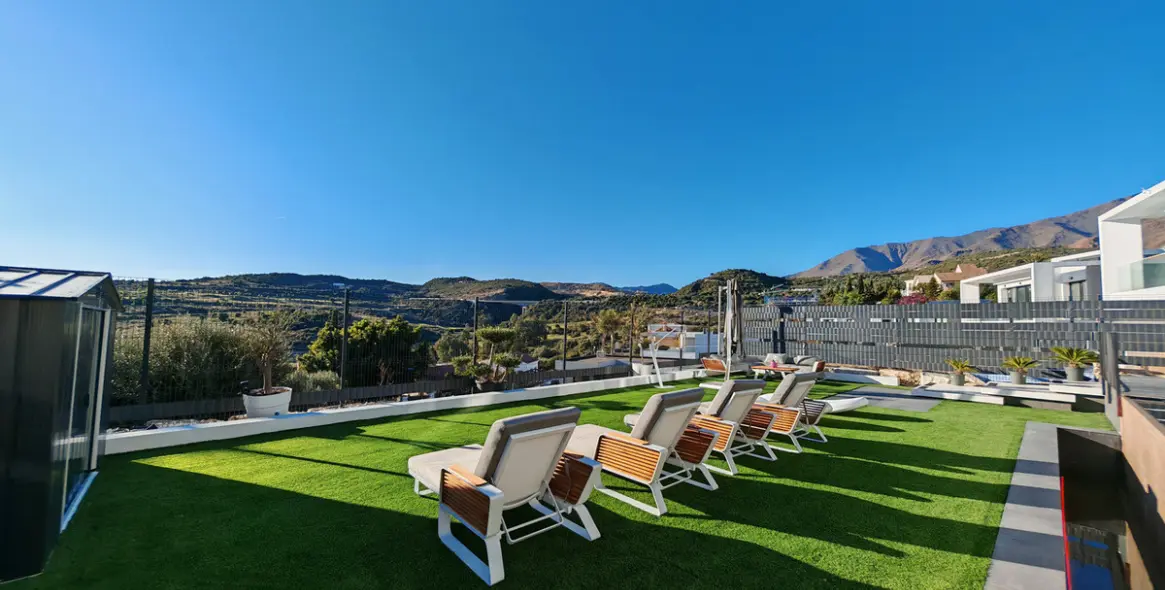 Продажа  отдельно стоящей виллы в Valle Romano 20