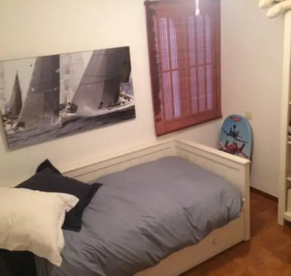 Долгосрочная аренда апартаментов на среднем этаже в Casares Playa