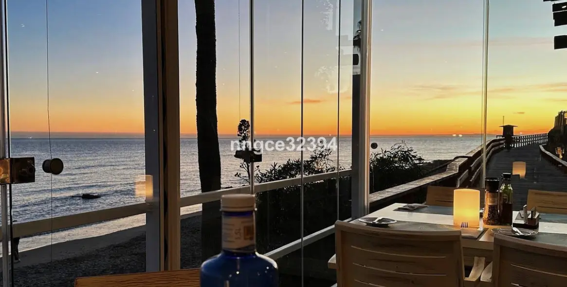 Sale of middle floor apartment in Mijas Costa 17