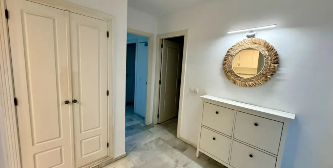 Long-term rent of middle floor apartment in Guadalmina Baja 3