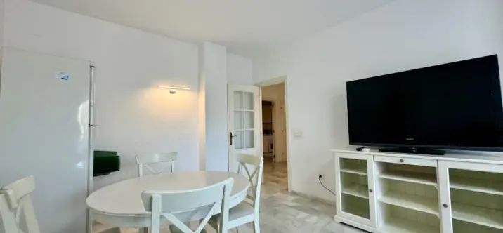 Long-term rent of middle floor apartment in Guadalmina Baja 4
