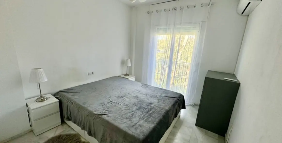 Long-term rent of middle floor apartment in Guadalmina Baja 11