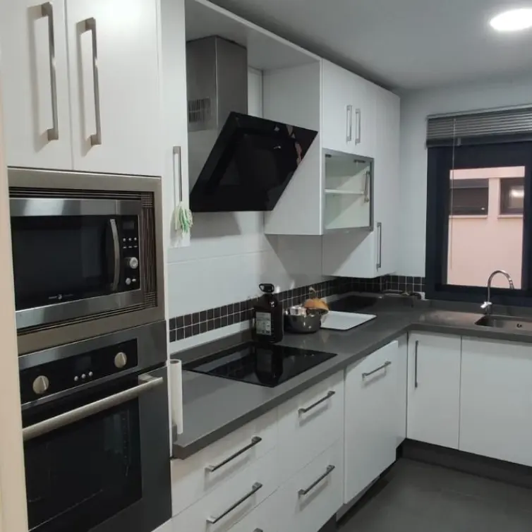 Продажа апартаментов на среднем этаже в Málaga Centro