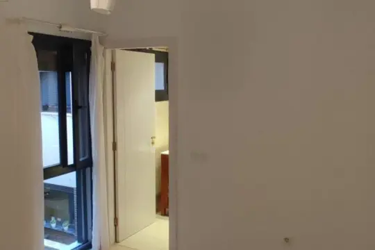 Image 4 thumb
