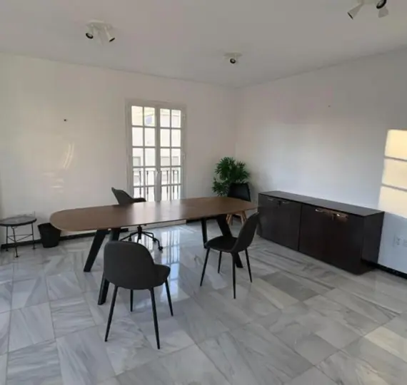 Sale of middle floor apartment in Marbella