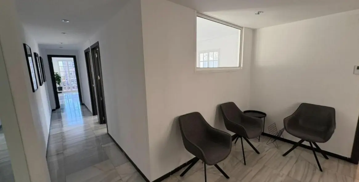 Sale of middle floor apartment in Marbella 4