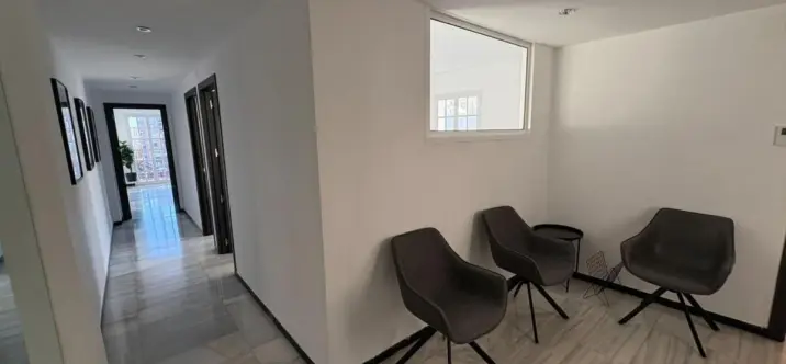 Sale of middle floor apartment in Marbella 3