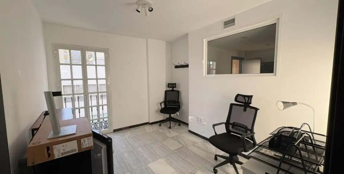 Sale of middle floor apartment in Marbella 5