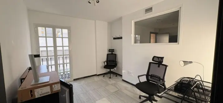 Sale of middle floor apartment in Marbella 4