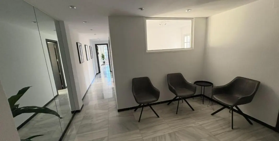 Sale of middle floor apartment in Marbella 6