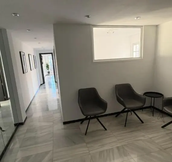 Sale of middle floor apartment in Marbella