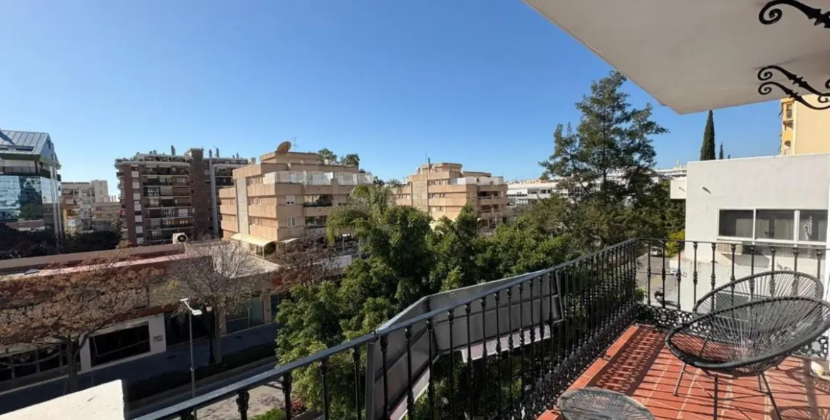 Sale of middle floor apartment in Marbella 9