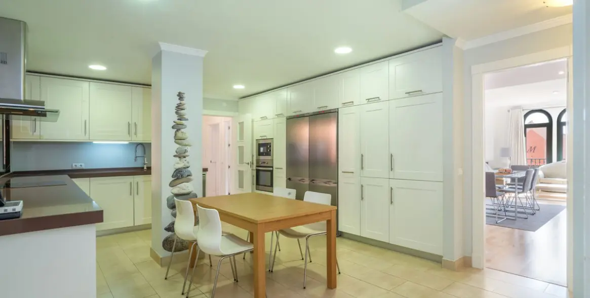 Sale of ground floor apartment in Elviria 5