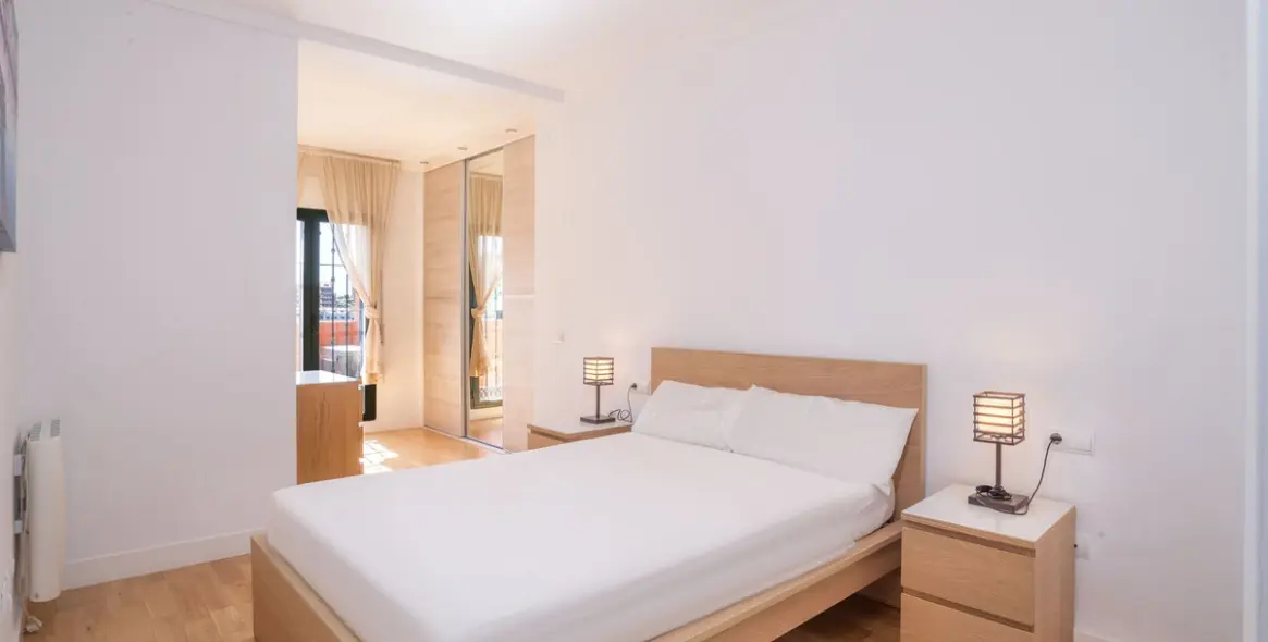 Sale of ground floor apartment in Elviria 12