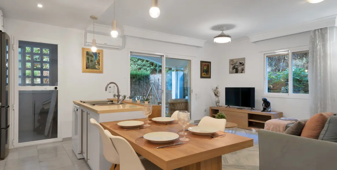 Sale of ground floor apartment in Nagüeles 1