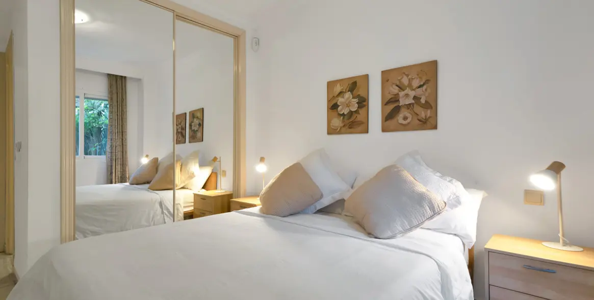 Sale of ground floor apartment in Nagüeles 4