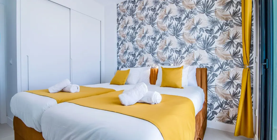 Sale of middle floor apartment in Fuengirola 9