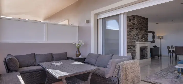 Продажа апартаментов на среднем этаже в Los Almendros 3