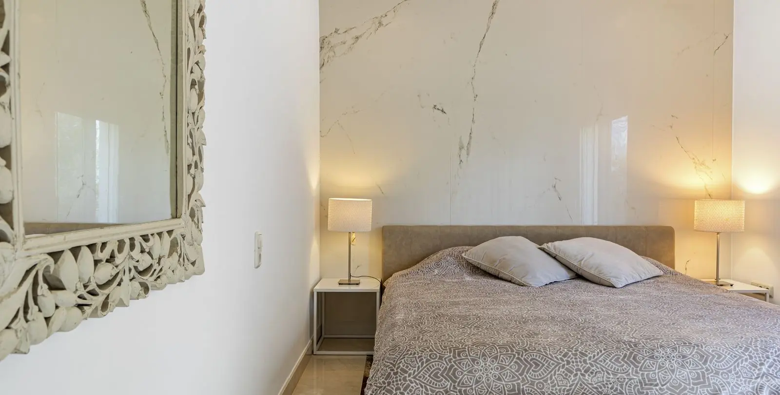 Продажа апартаментов на среднем этаже в Los Almendros 30