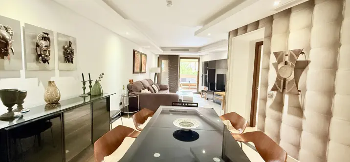 Продажа апартаментов на среднем этаже в Estepona 4