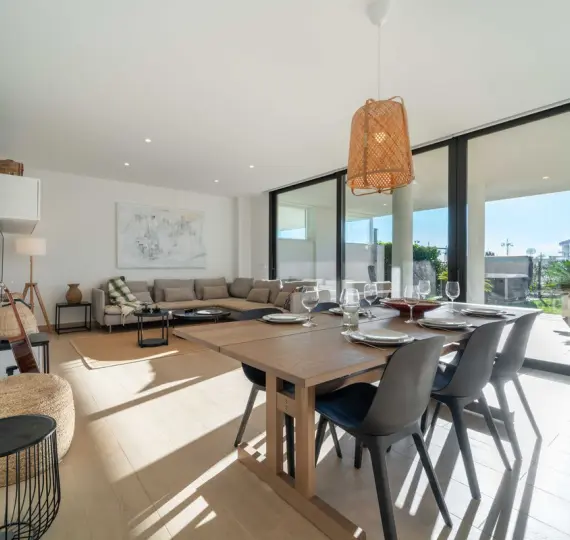 Sale of ground floor apartment in Fuengirola