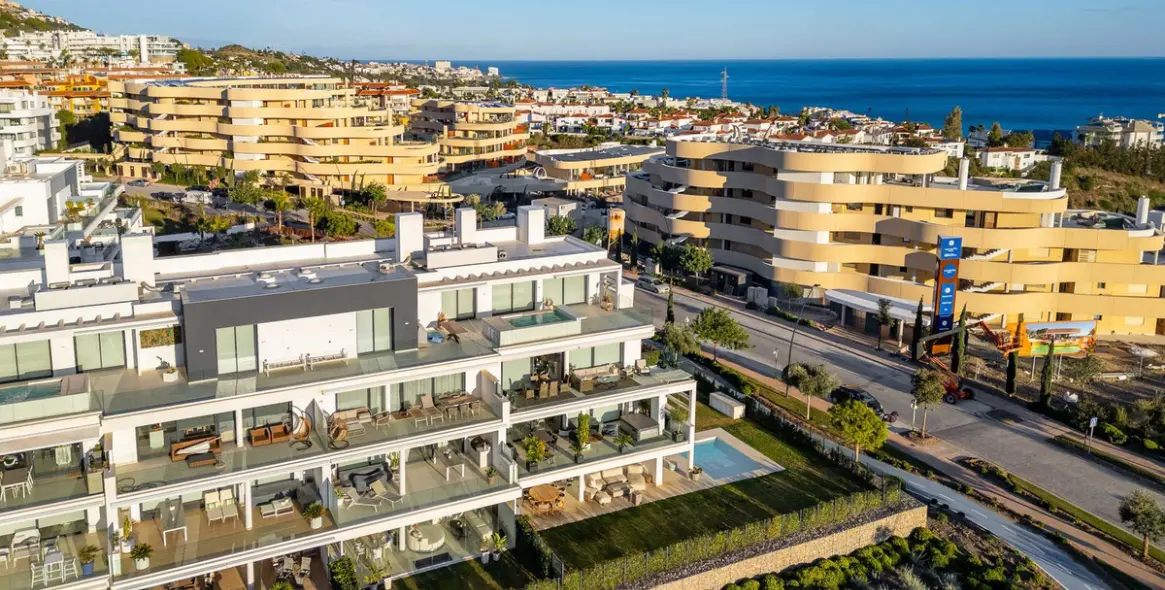 Sale of ground floor apartment in Fuengirola 3