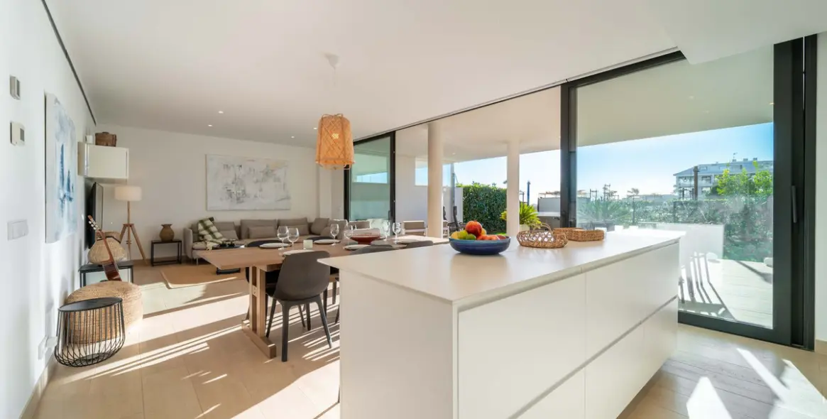 Sale of ground floor apartment in Fuengirola 6