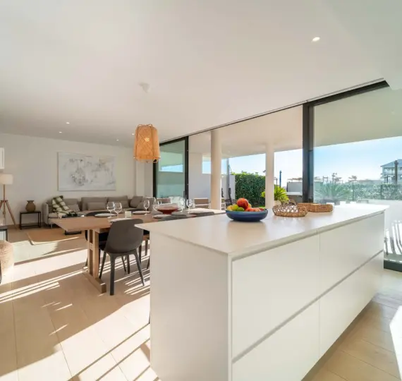Sale of ground floor apartment in Fuengirola