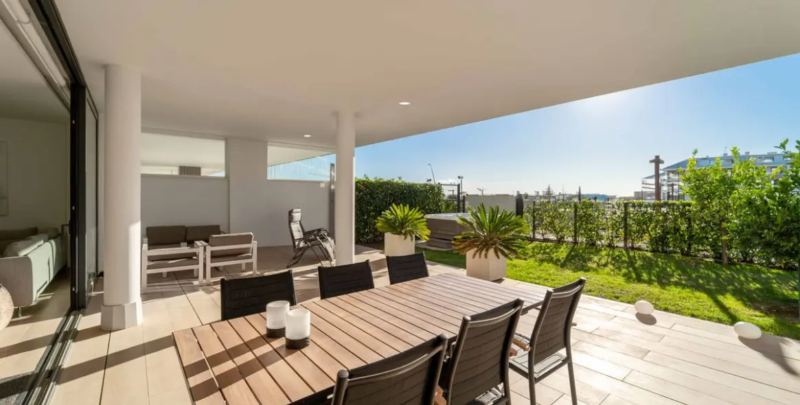 Sale of ground floor apartment in Fuengirola 9