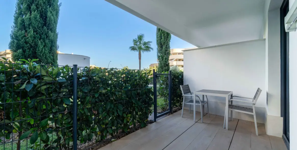 Sale of ground floor apartment in Fuengirola 10
