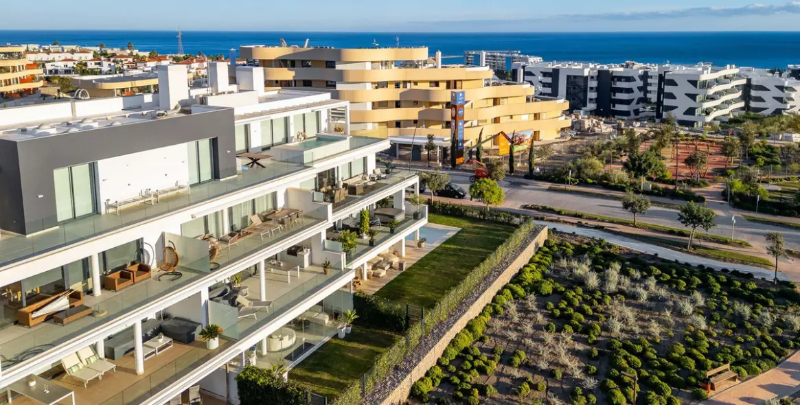 Sale of ground floor apartment in Fuengirola 20