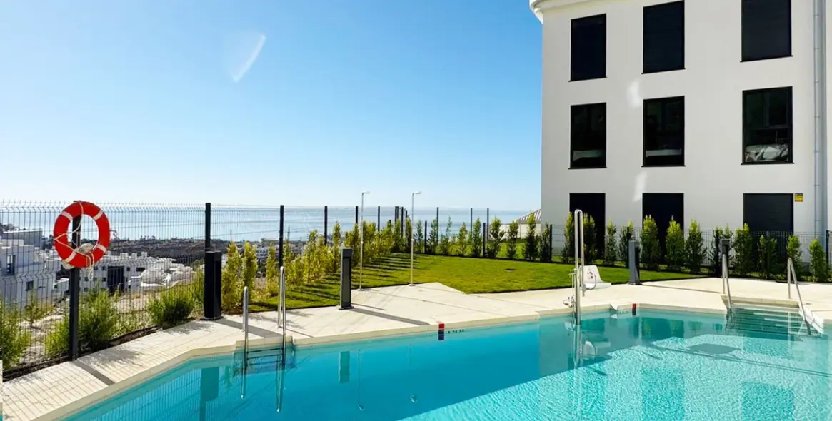 Venta de apartamento en planta media en Fuengirola 15