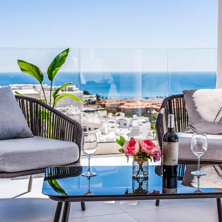 Продажа апартаментов на среднем этаже в Fuengirola