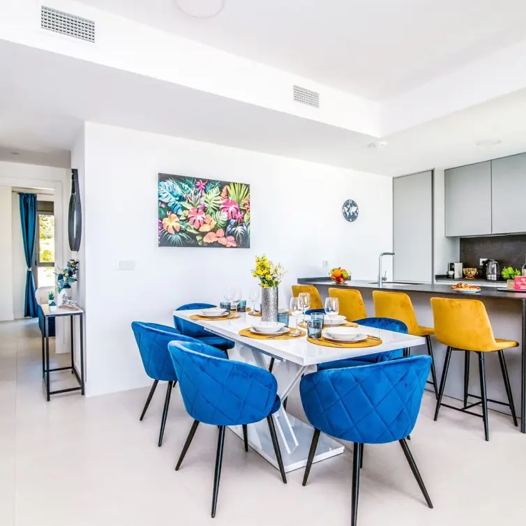Продажа апартаментов на среднем этаже в Fuengirola