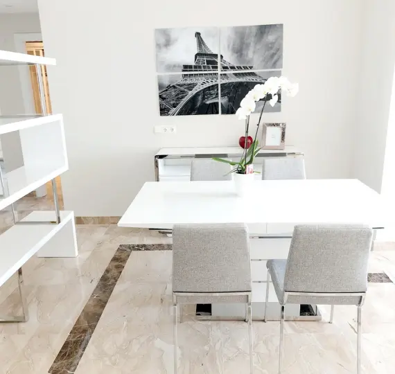 Sale of penthouse duplex in New Golden Mile