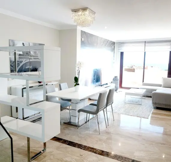 Sale of penthouse duplex in New Golden Mile