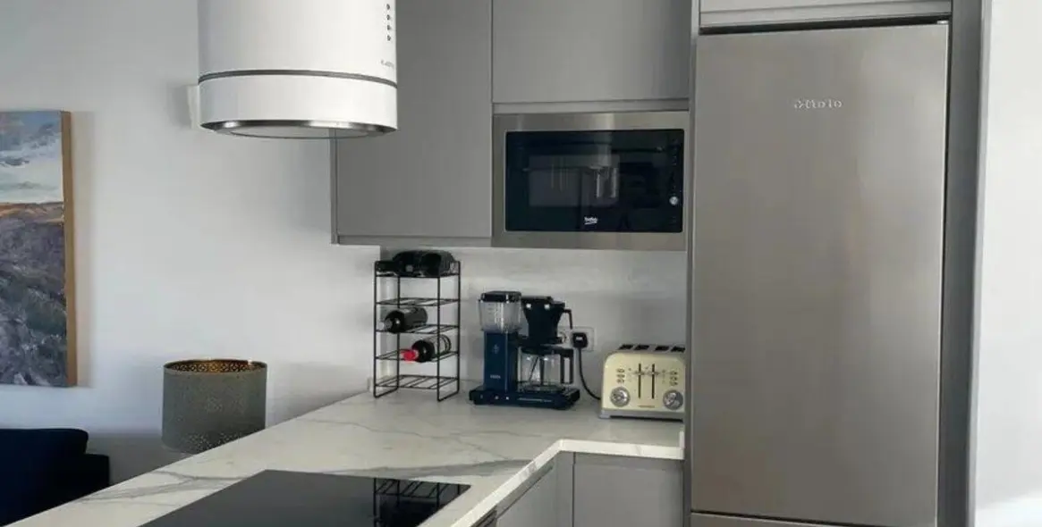 Продажа двухуровневого пентхауса в The Golden Mile 15