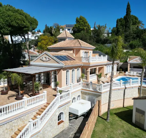Venta de villa independiente en Mijas Costa