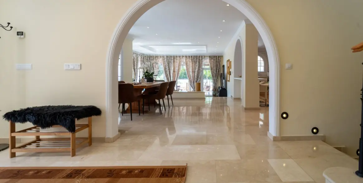 Sale of detached villa in Mijas Costa 54