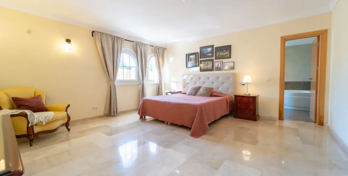 Sale of detached villa in Mijas Costa 78